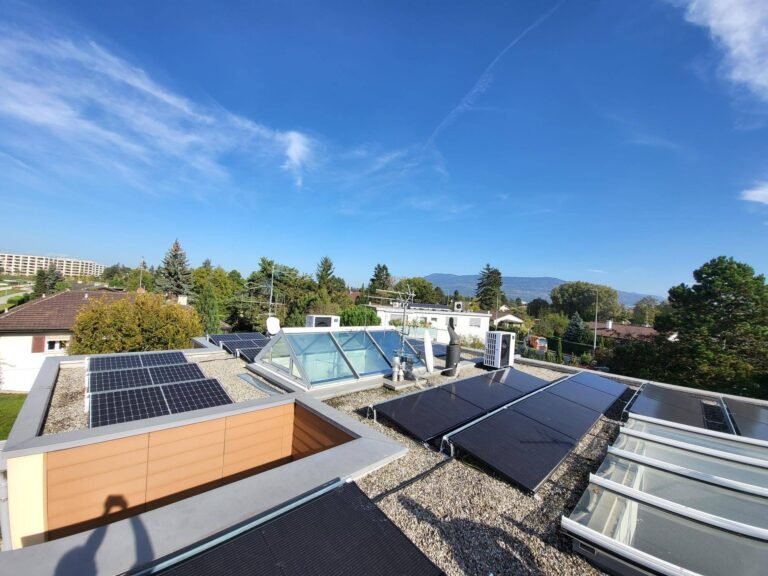 panneau photovoltaïque sur toit plat