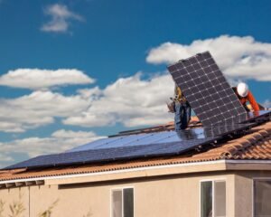 L'Impact environnemental des panneaux photovoltaïques en Suisse