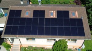 Les mythes courants sur les panneaux photovoltaïques en Suisse