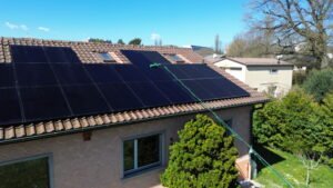 Entretien panneaux solaires à Genève – AFM SA (2025)