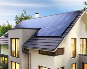 Découvrez les nouveautés photovoltaïques 2025 : subventions, bonus pour façades et parkings solaires. Profitez des conseils d'AFM SA pour optimiser votre projet solaire en Suisse.